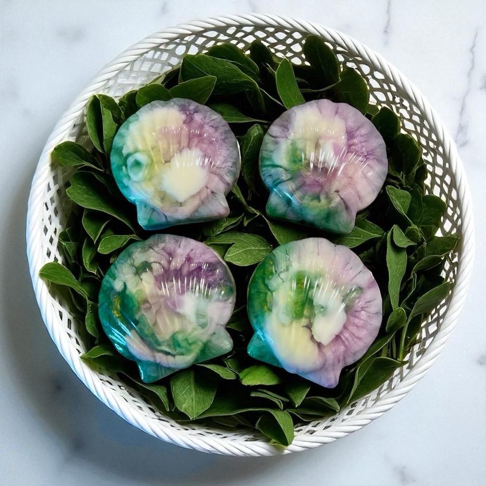 Hand Crafted “Patchouli” Scented Seashell Shaped Lathering Aloe Soap Bar